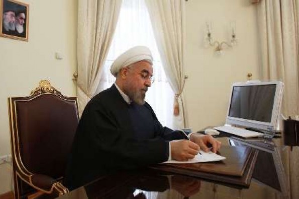 روحانی: خبرنگاران وجدان زنده و دیدگان بیدار جامعه هستند