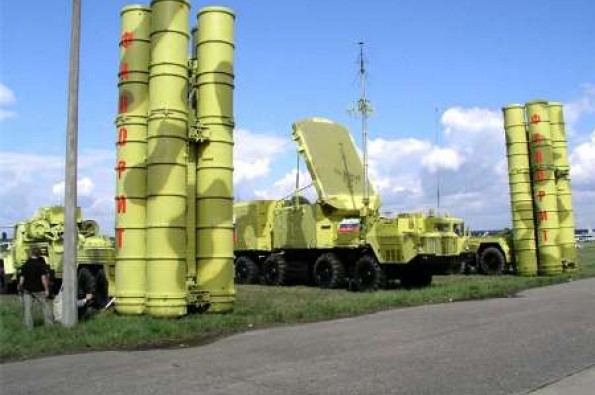مقام روسی: روسیه به زودی سامانه اس 300 را به ایران تحویل می دهد