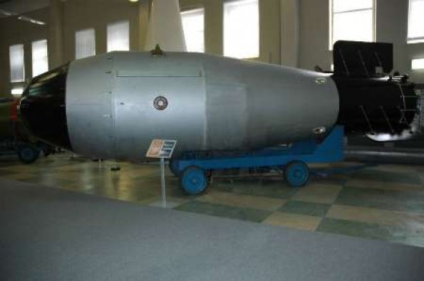 روسیه بزرگترین بمب اتمی موسوم به بمب سزار را به نمایش می گذارد