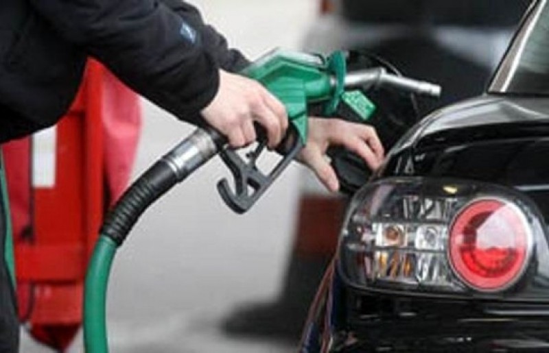 تکلیف قیمت بنزین شنبه روشن می شود