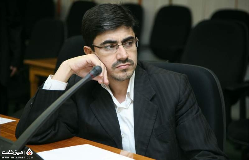 موید حسینی صدر | میز نفت