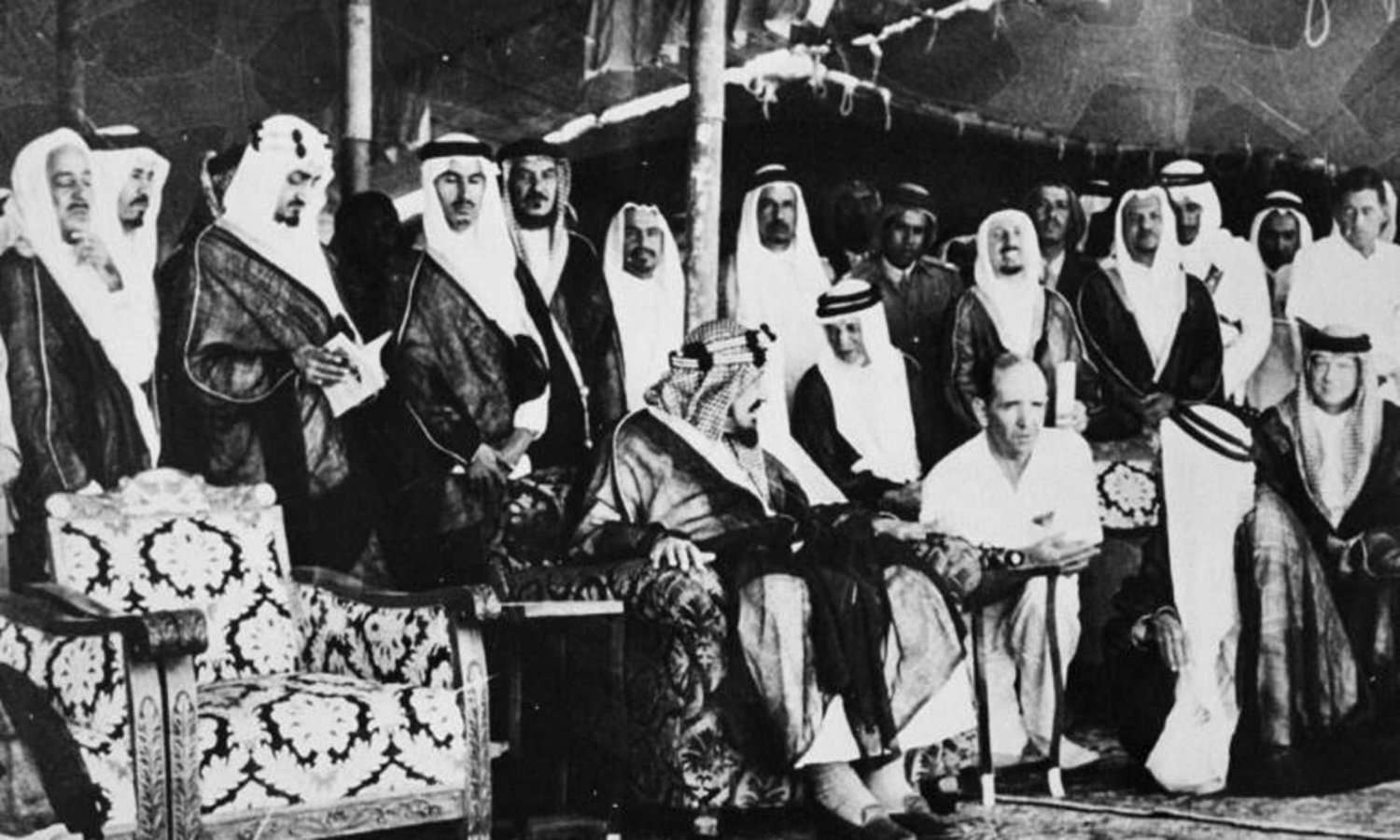 تاریخ نفت عربستان - میز نفت