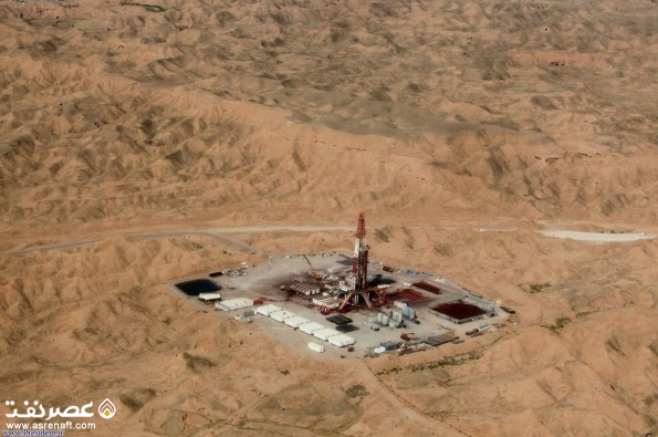 دکل حفاری در میدان نفتی آذر- عصر نفت