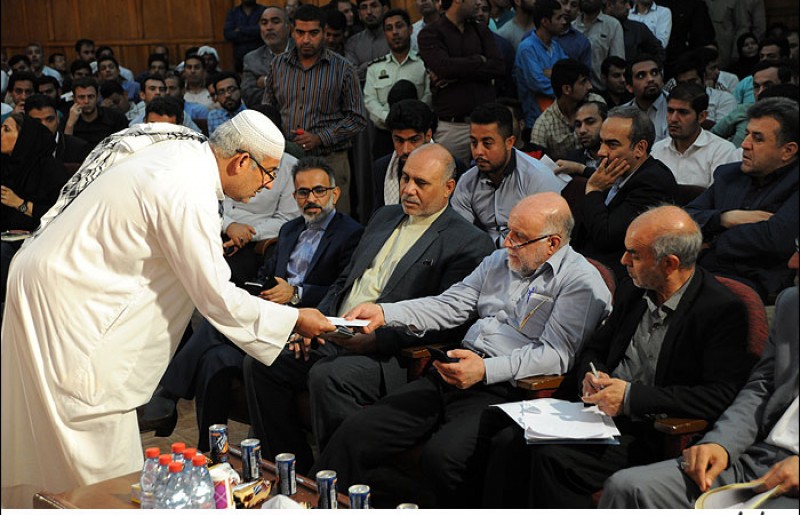 آیا سفرهای وزیر نفت به خوزستان و وعده‌های او را انتخاباتی می‌دانید؟