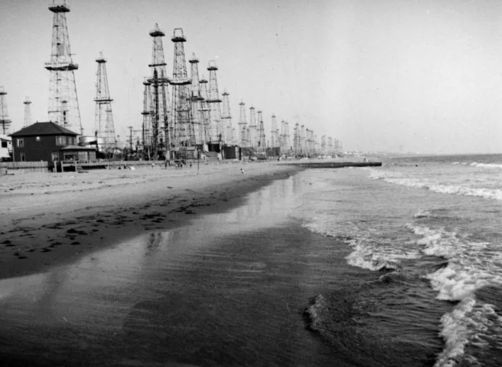 لس آنجلس نفتی به روایت تصویر | میز نفت